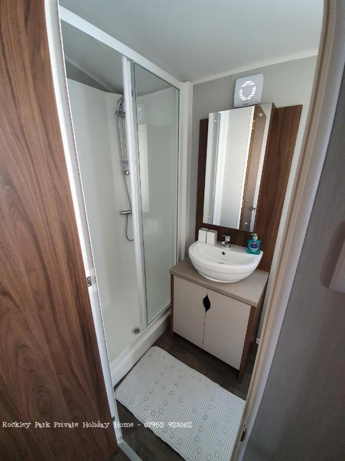 Haven Rockley Park, Lytchett Bay View, Private Holiday Home Lytchett Minster Extérieur photo